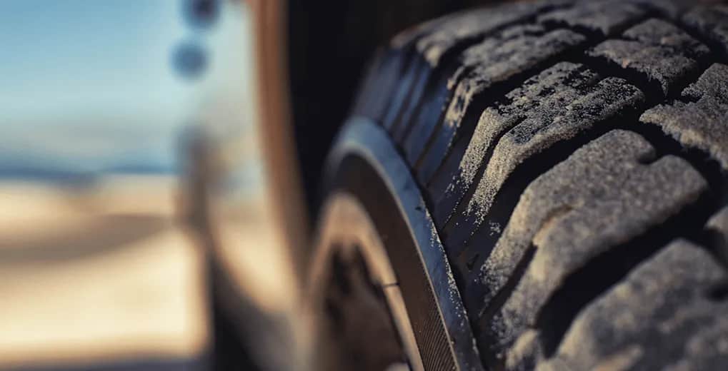 Cómo cambiar un neumático fácilmente y evitar problemas comunes