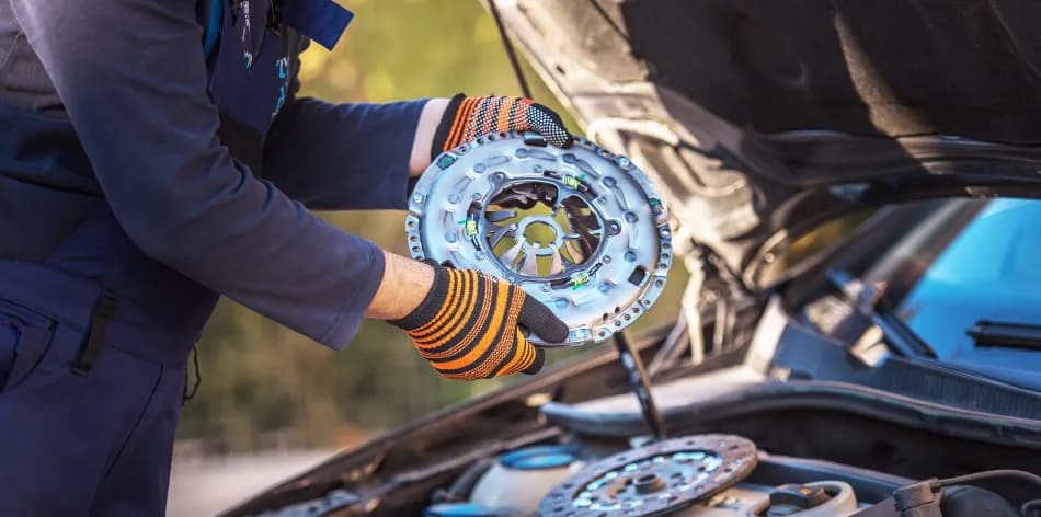 Síntomas de embrague gastado que no debes ignorar para evitar problemas